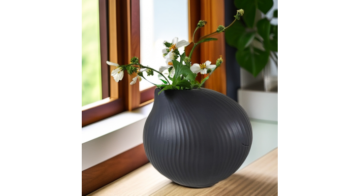 Mini Ceramic Vase for Table Top Decoration