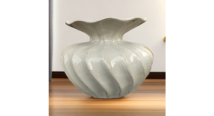 Mini Ceramic Vase for Home and Hotel ornaments